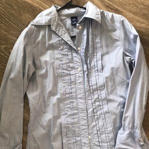 Gap button down